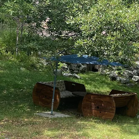 Tatil Evi Izletiste Pocivala